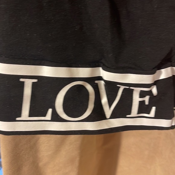 Black w/white letters LOVE. Long sleeve sweat shirt dress w/pockets - Picture 3 of 5